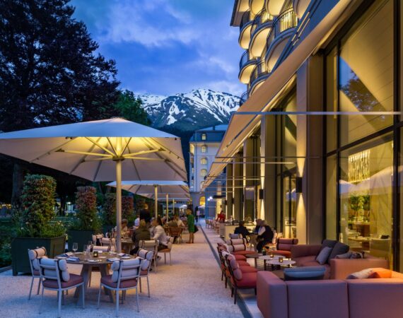 Kempinski Palace Engelberg Cattani Restaurant Terrace Dinner 1 1536x1022 1