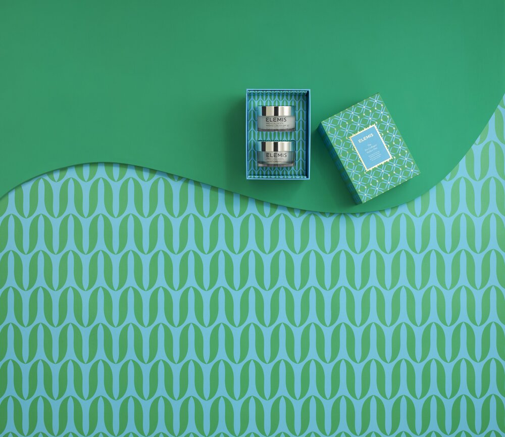 Advent Calendar Holiday 2023 Product Still PC PerfectDuoSPF ROW