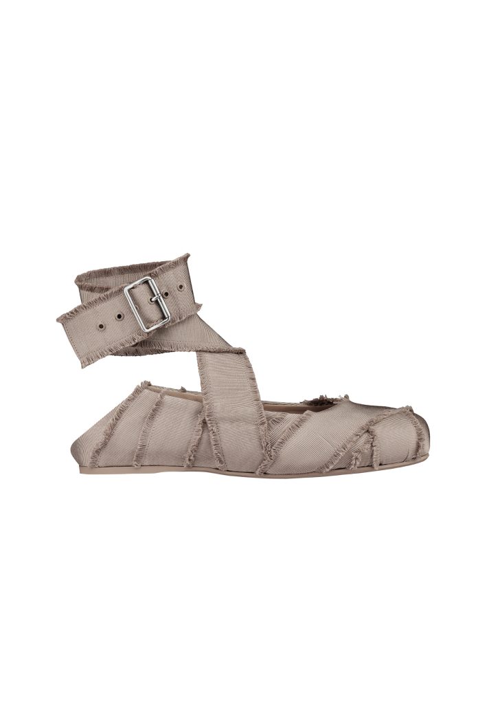 111 Dior Mode Femme Spring Summer 2024 Acc KCB881GGNS12U E02