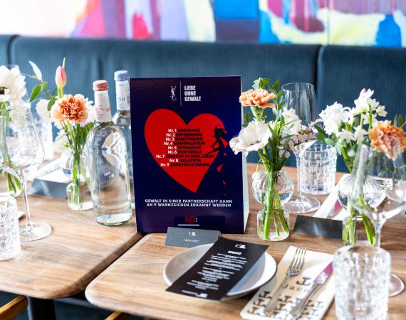 r ysl beauty liebe ohne gewalt muc 1