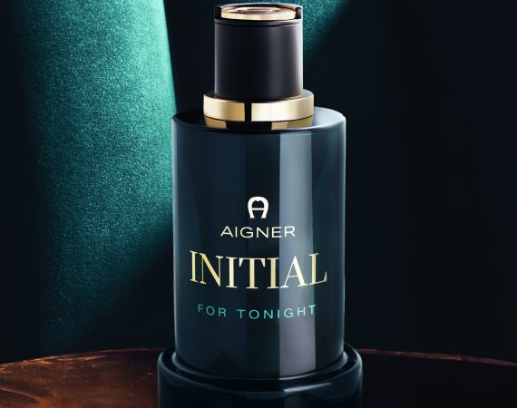 eaai01.01b aigner initial. for tonight. highres Kopie