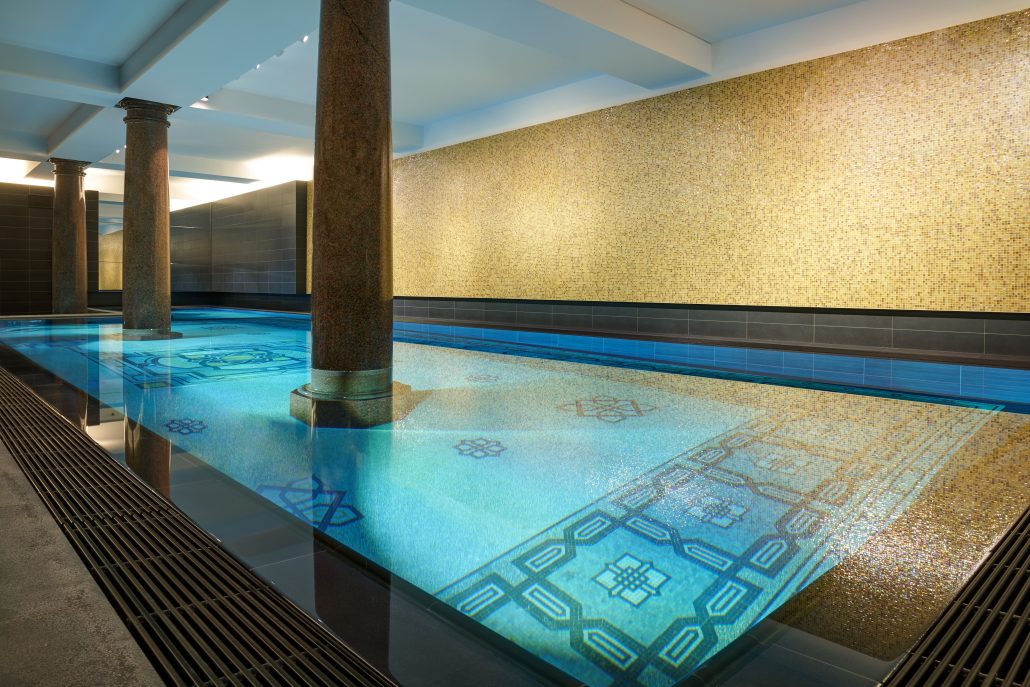 RFH Hotel de Rome Pool 38068 JG Mar 24 1