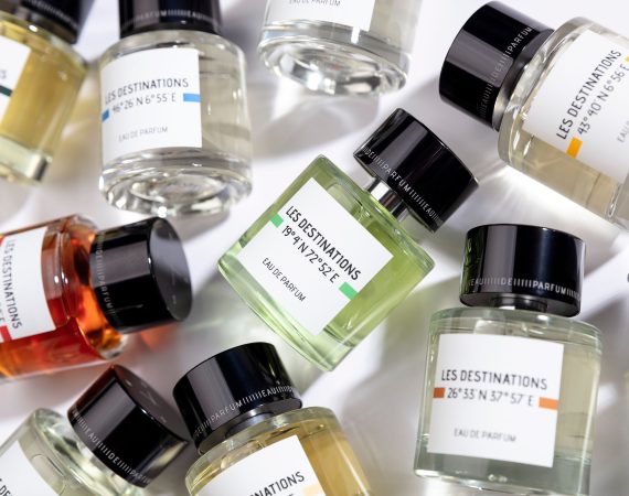 Les Destinations Product Flatlay Range 02