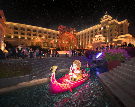 Rixos Hotels Christmas Boat Parade 2 2