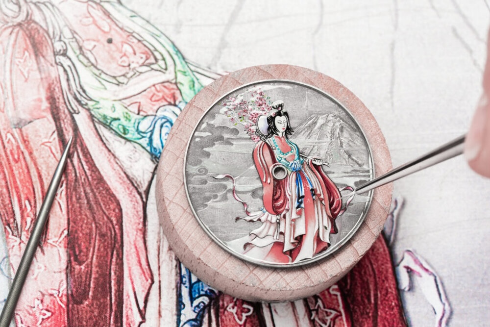 VAC LC LTD Kami 1420C 000G 162C MO Enamel 1024x683 1