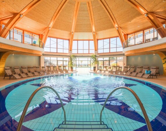 thermalbecken innenpool hotel larimar 1