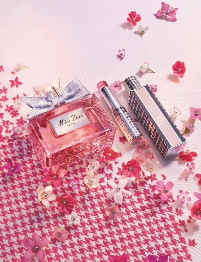 F872 LOVE ATELIER 25 P07D DUO PARF MINI MISS CROP L4 F39 787x1024 1