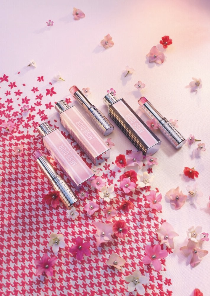 F872 LOVE ATELIER 25 P10D TRIO MINI MISS CROP L4 F39 727x1024 1