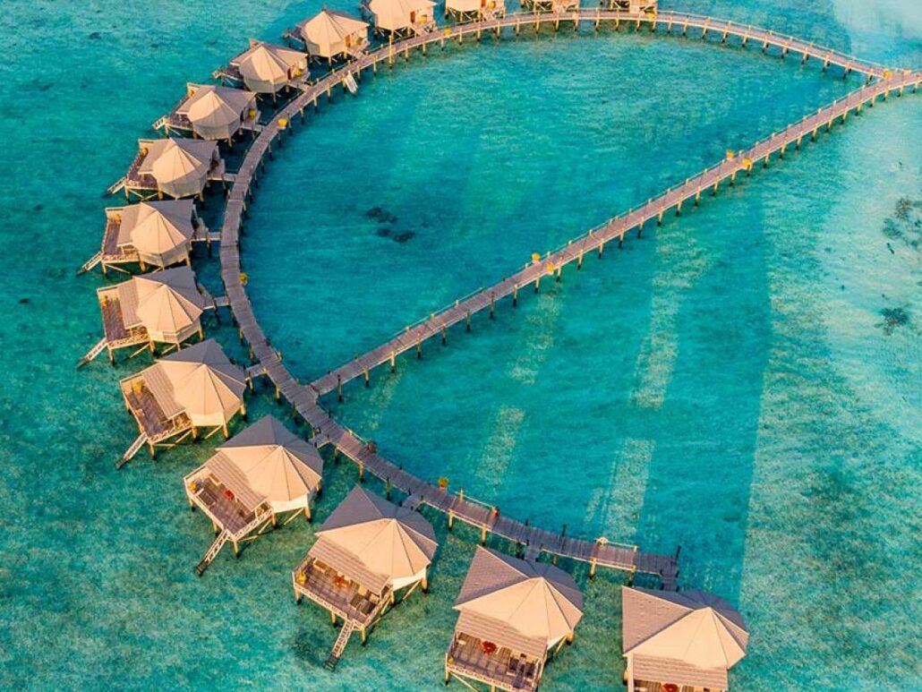 Komandoo Island Resort