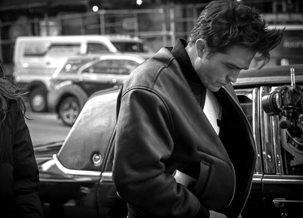 DIOR HOMME BTS ROBERT PATTINSON 3 1024x736 1