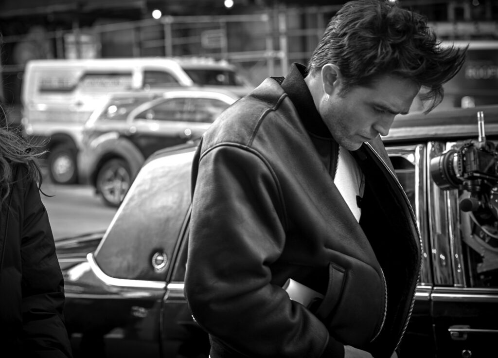 DIOR HOMME BTS ROBERT PATTINSON 3 1024x736 1