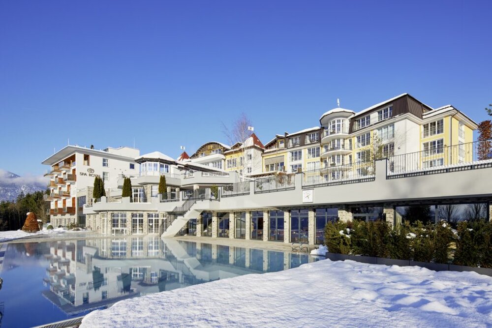 das hotel bei sonnenschein panorama royal 1024x683 1