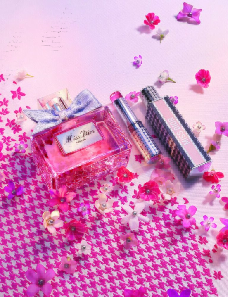 F872 LOVE ATELIER 25 P07D DUO PARF MINI MISS CROP L4 F39 787x1024 1