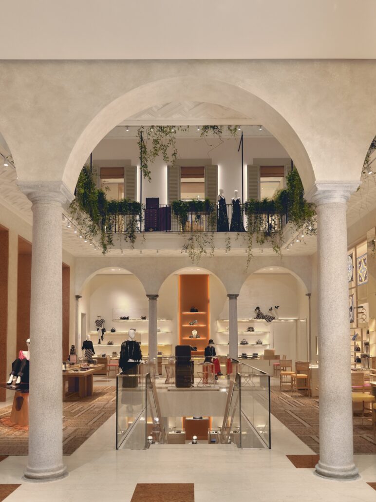 MILANO MONTENAPOLEONE PIETRO PORTRAITS 01 V2 1