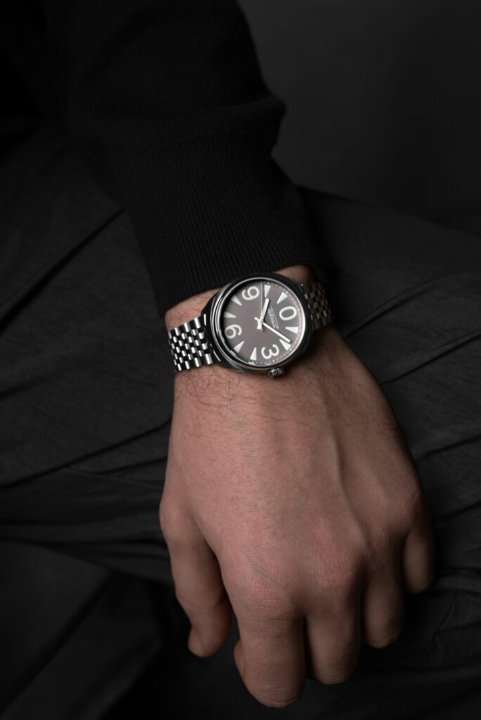 RAKETA W 11 16 30 0297 101 web 684x1024 1