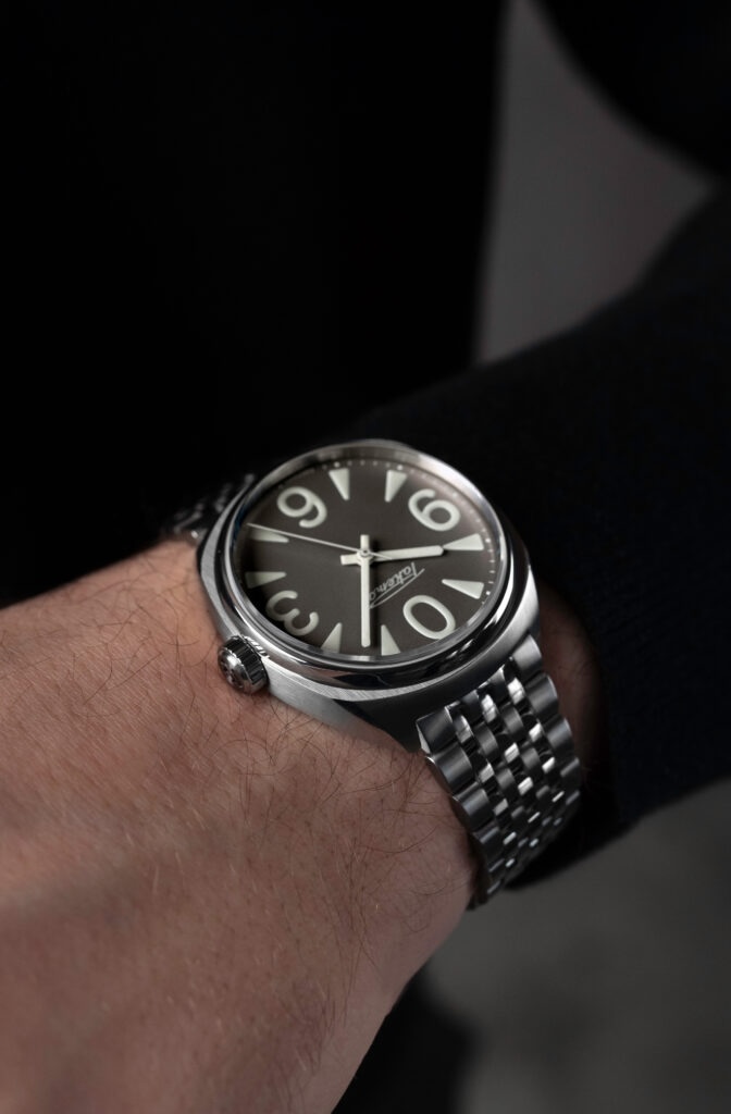 RAKETA W 11 16 30 0297 108 web 672x1024 1