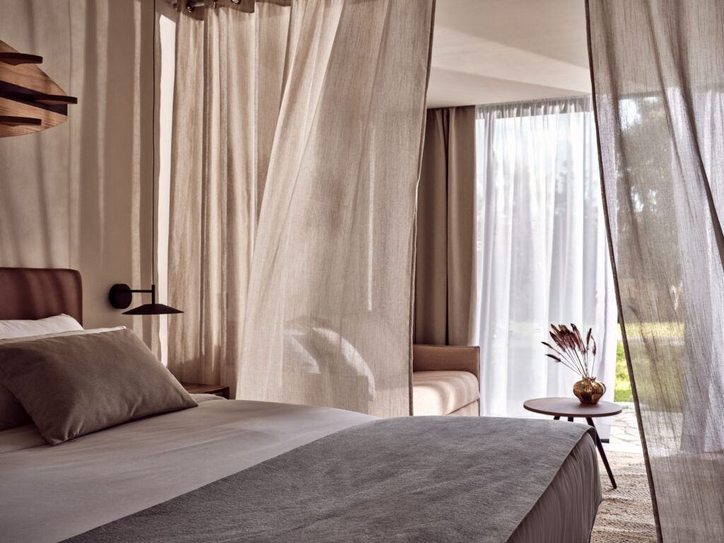 domes aulus zante grand tropical cozy suite bedroom 3 large 1024x768 1