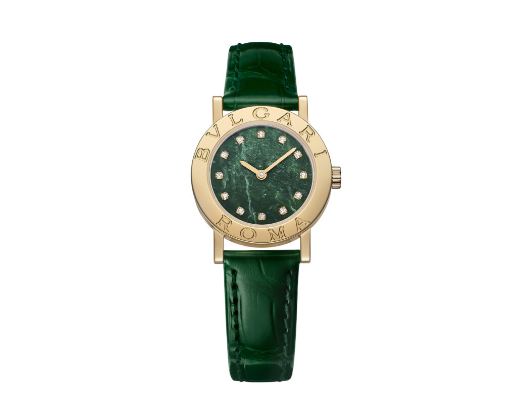 „Verde Alpi“, Zifferblatt aus grünem Marmor mit 12 Diamantindizes ©Bvlgari