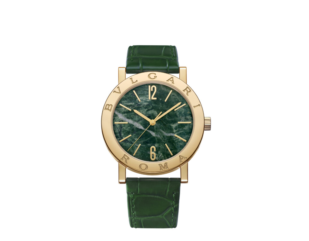 „Verde Alpi“, Zifferblatt aus grünem Marmor mit goldenen Indexen ©Bvlgari
