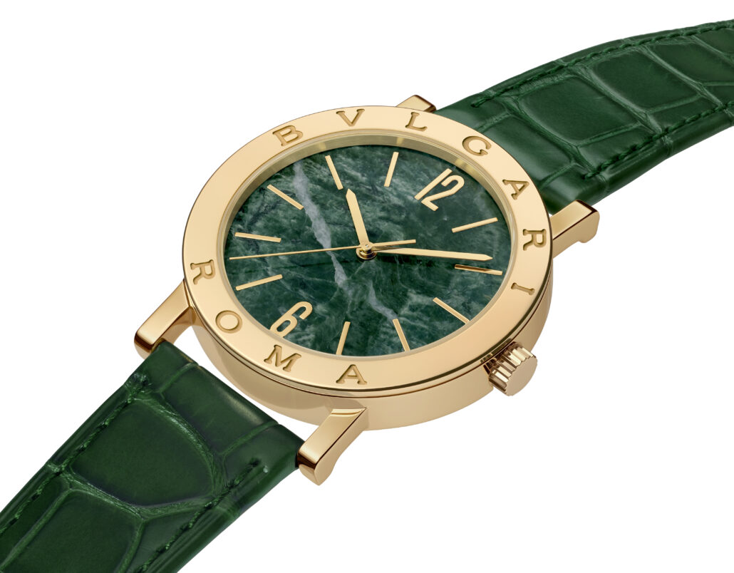„Verde Alpi“, Zifferblatt aus grünem Marmor mit goldenen Indexen ©Bvlgari
