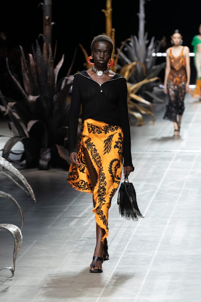 ©ETRO
