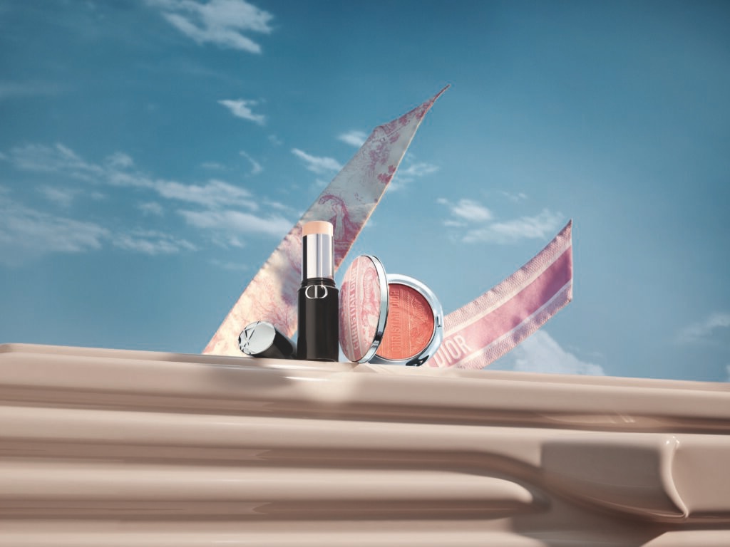 SUMMER 25 D11E LUMINIZER SKIN PERFECT F39 1024x768 1