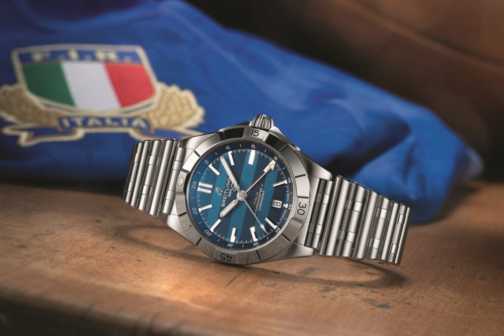 21 Breitling Chronomat 40 Six Nations Italy Ref. A323981C1C1A1 StillLife CMYK 1024x683 1