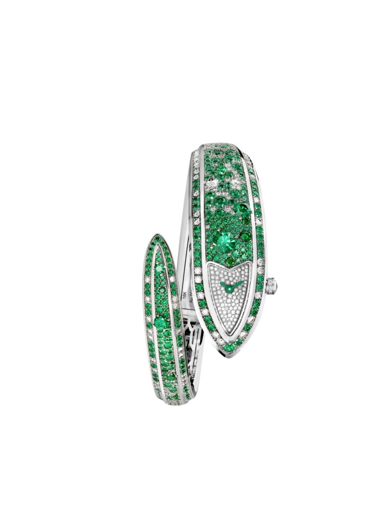 Bvlgari 2025 Serpenti Aeterna High Watch Emeralds 104265 packshot 001 768x1024 1