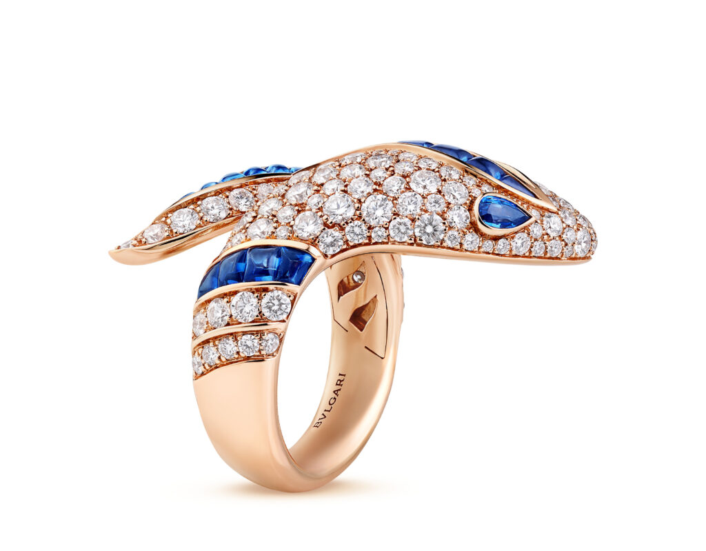 Bvlgari Serpenti Viper Ring Rosegold Saphir EUR PaA 1 1024x799 1