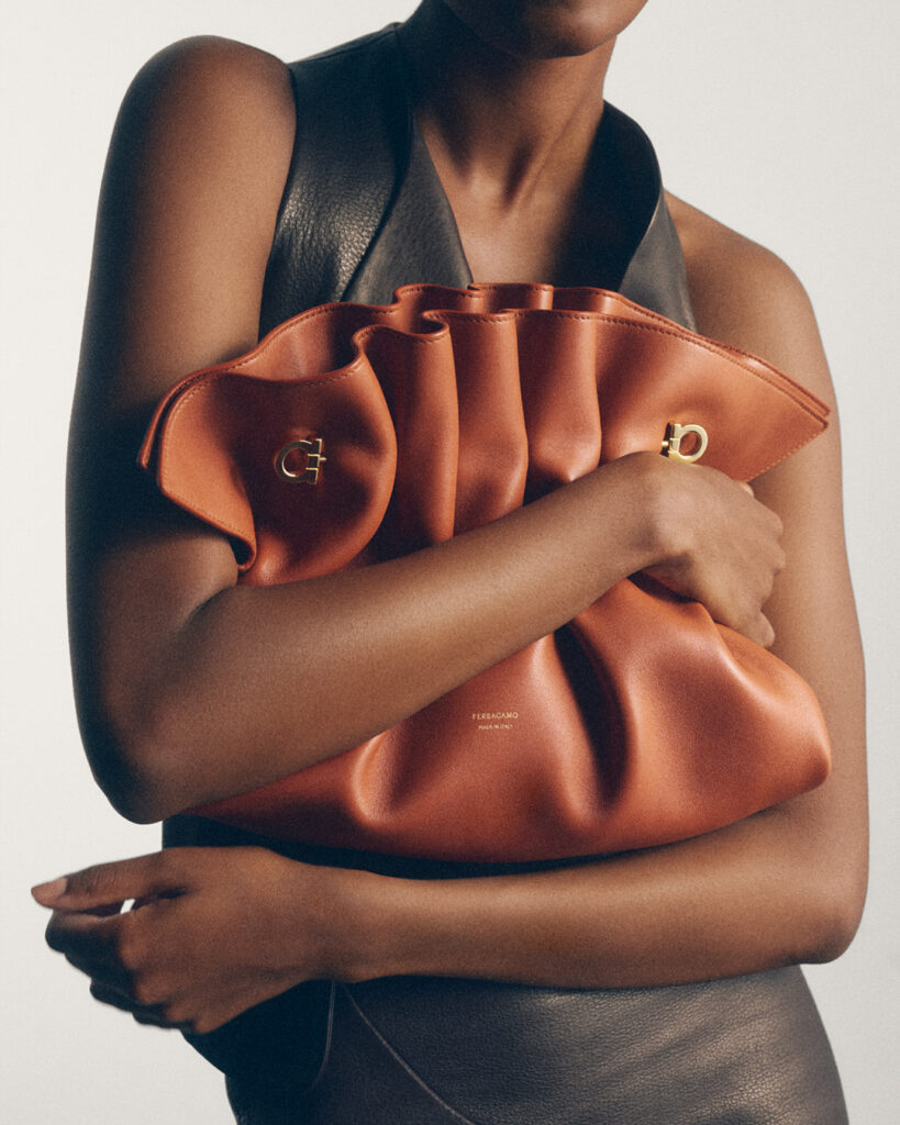 FERRAGAMO05 Silhouette5 sRVB 300DPI 1080x1350 819x1024 1