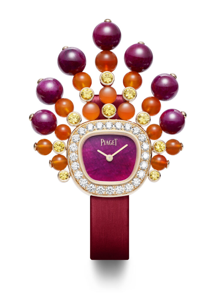 PIAGET SWINGING SAUTOIR G0A50063 FRONT 01 2 731x1024 2