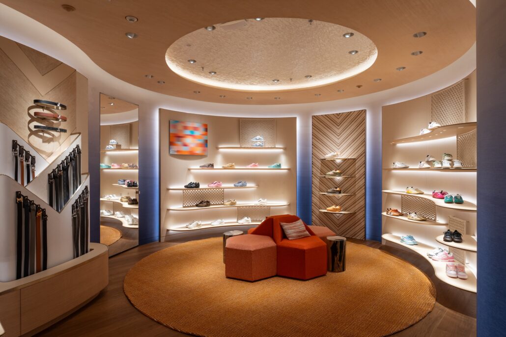 STORE 7