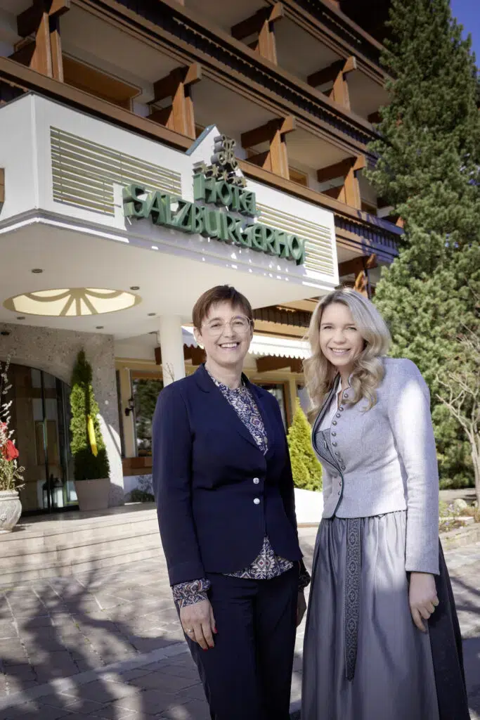 bettina tiefenbacher und melanie scheffenacker foto hotel salzburgerhof
