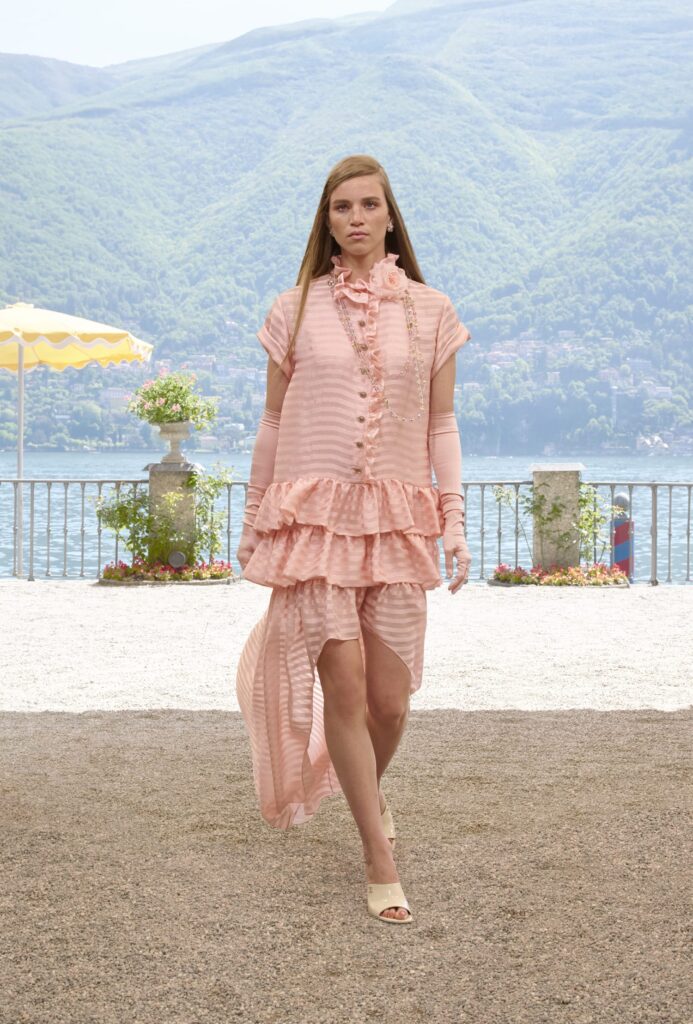 chanel cruise 2025 26 collection look 48 LD 693x1024 1