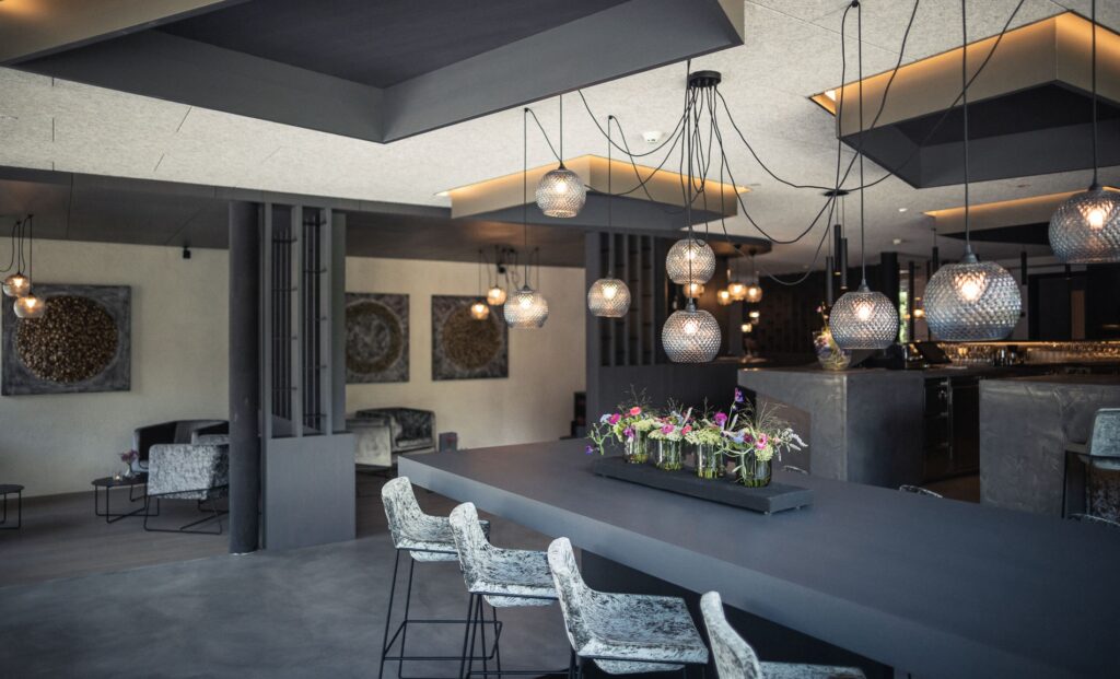 das peak just live drink eat c kottersteger alpinhotel keil 1024x621 1