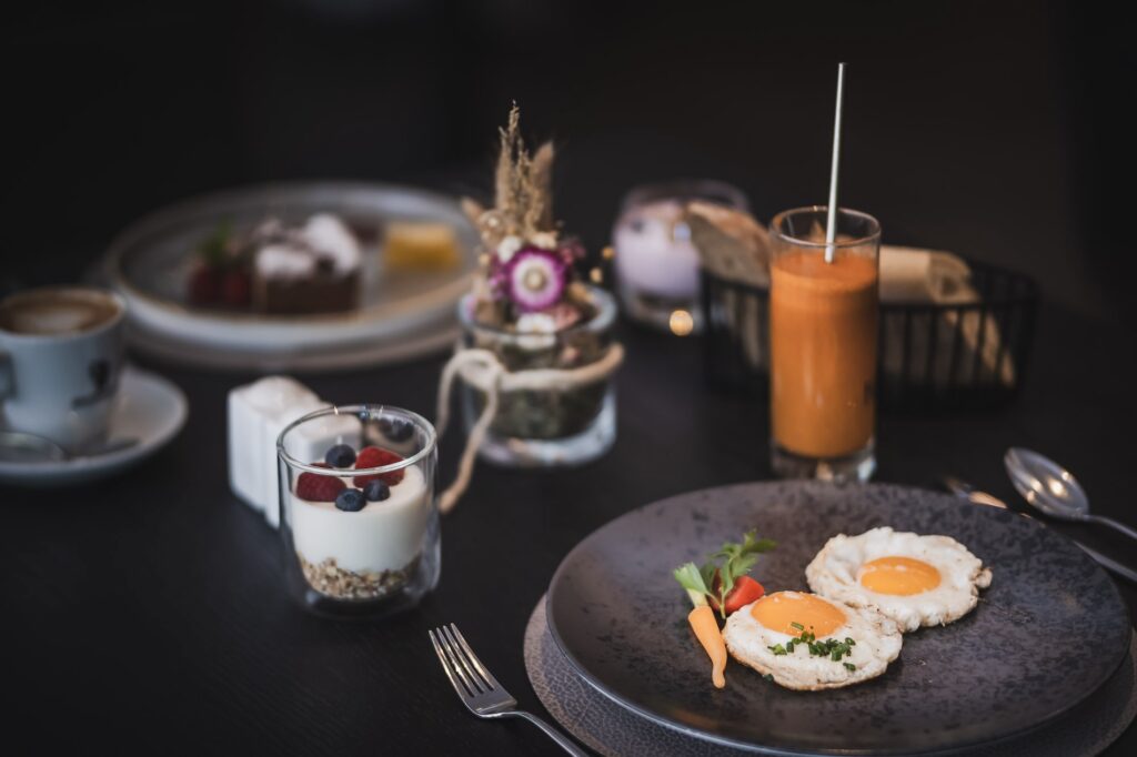 my just alpine breakfast c kottersteger alpinhotel keil 1024x682 1