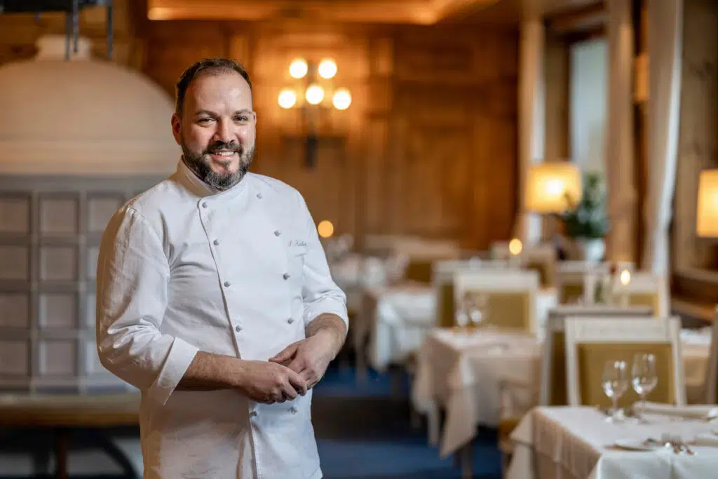 salzburgerhof kuechenchef stefan reite foto guenter standl r69x46cm 300dpi