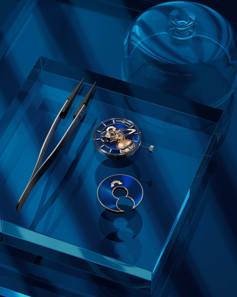 2305 270LE 3AE BLUE 1A Email 03 Low 819x1024 1