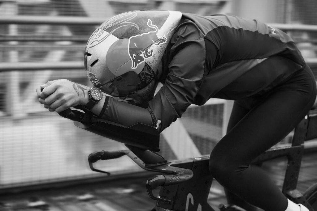 40 Breitling Triathlon Squad Sam Laidlow Endurance Pro 44 Ref. X82310D51B1S2 RGB 1024x683 1