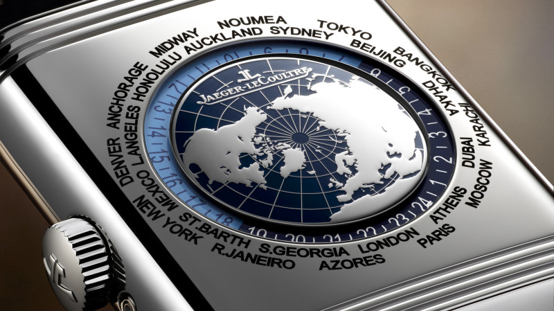 800 2025 q714845j reverso geographic closeup3 adobe98 16 9 1