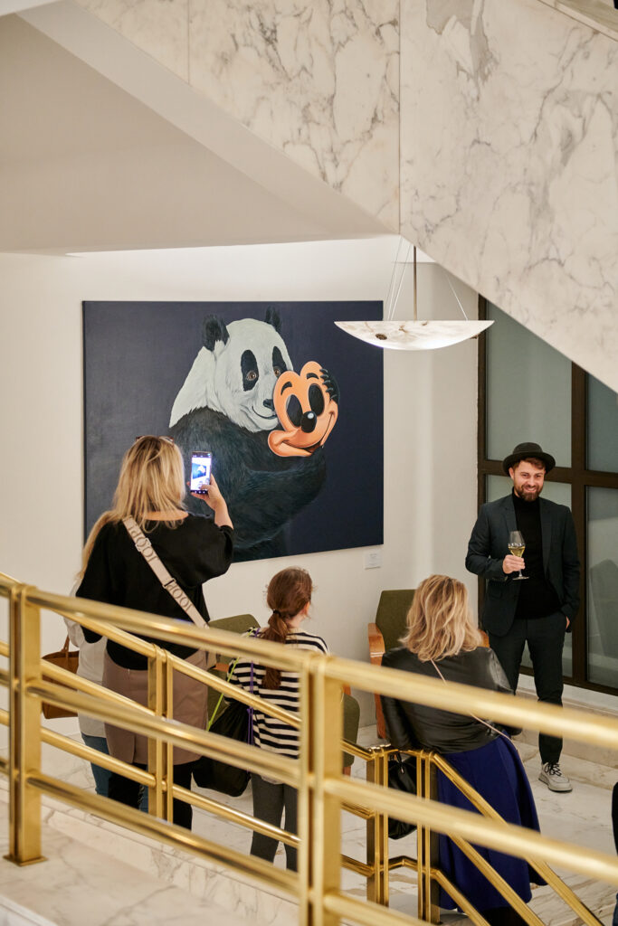 Almanac AJ vernisaz TS 8423 websize 1 683x1024 1