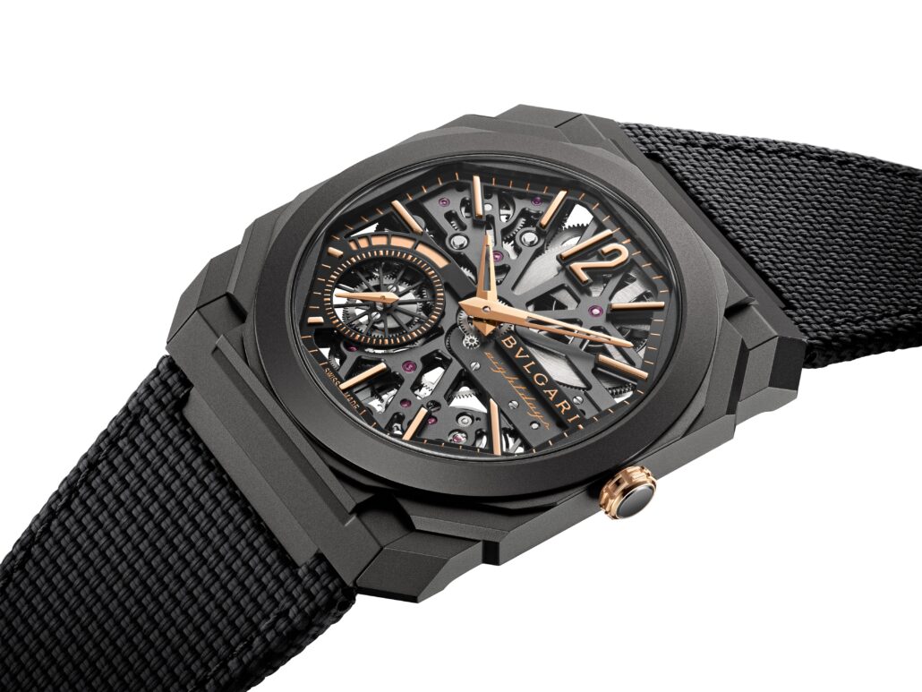 Bvlgari 2025 June Novelties Octo Finissimo 8 Days Black 104121 packshot 002