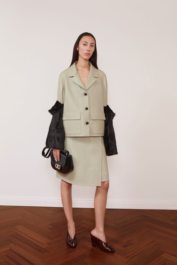 FERRAGAMO SF PS26 LB LOOK 09 01