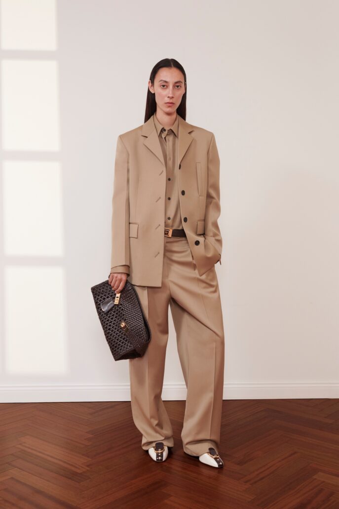 FERRAGAMO SF PS26 LB LOOK 11 01