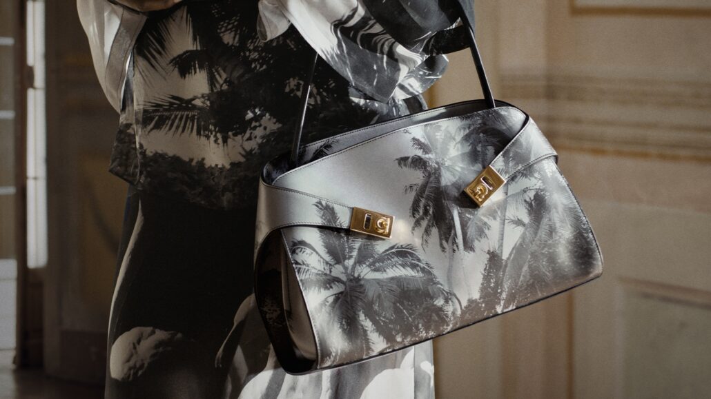 Ferragamo AW25 Still 2025 06 25 175611 1.1.3 02 EXT F300