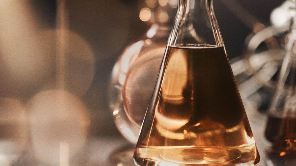 LM 2022 FY23 BOB LP Miracle Broth Redesign Desktop Header Slice