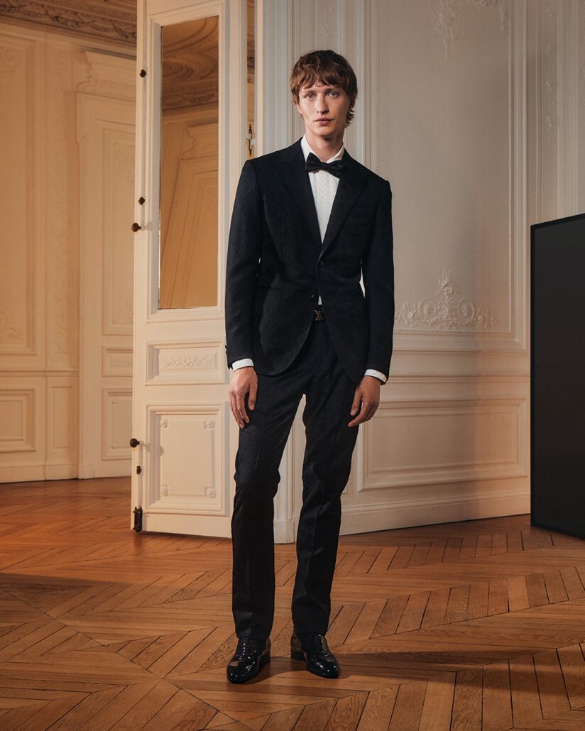 LOUIS VUITTON MENS NEW FORMAL FALL WINTER 2025 LOOK 13