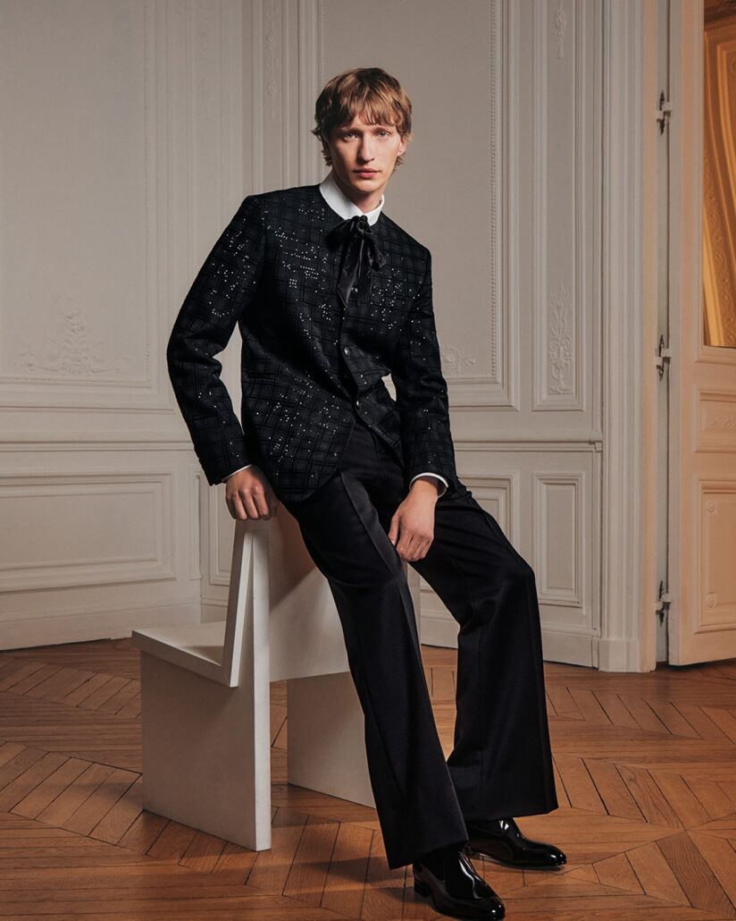 LOUIS VUITTON MENS NEW FORMAL FALL WINTER 2025 LOOK 19