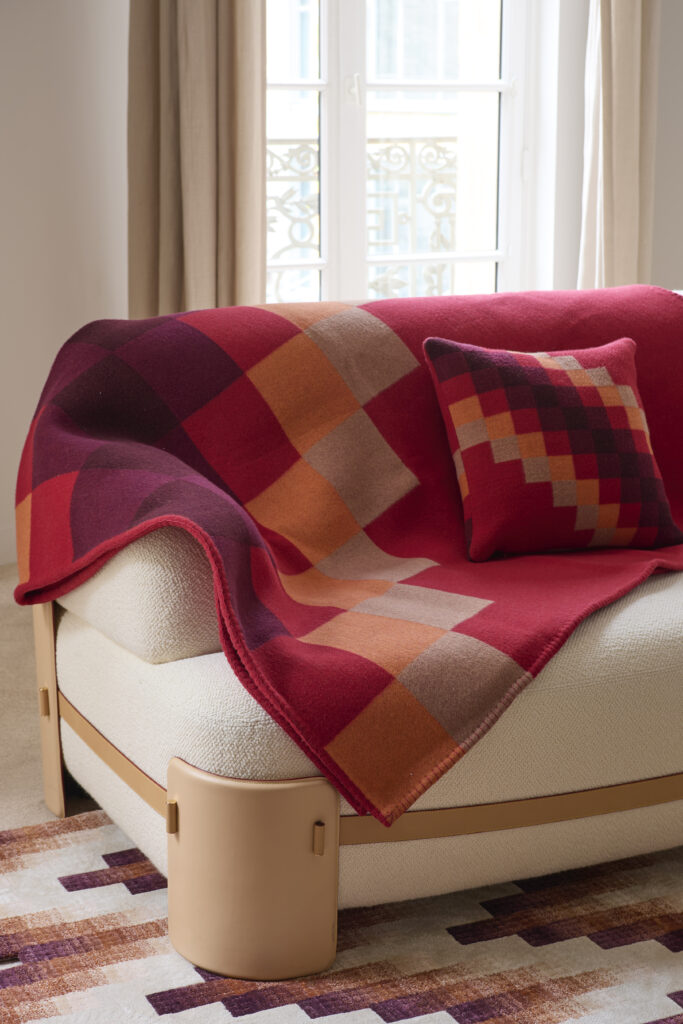 LV CRISTIAN MOHADED FURNITURE HOME TEXTILE 683x1024 1