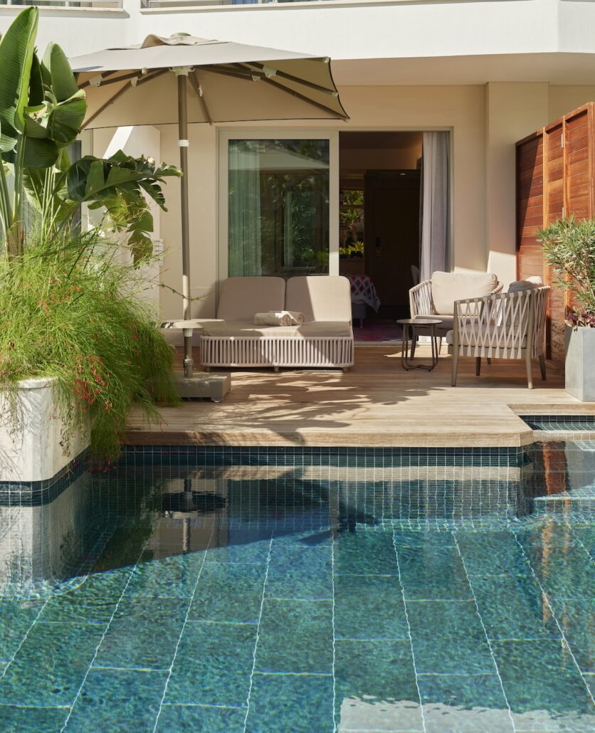 Lara Barut Deluxe Family Suite Swim up 6